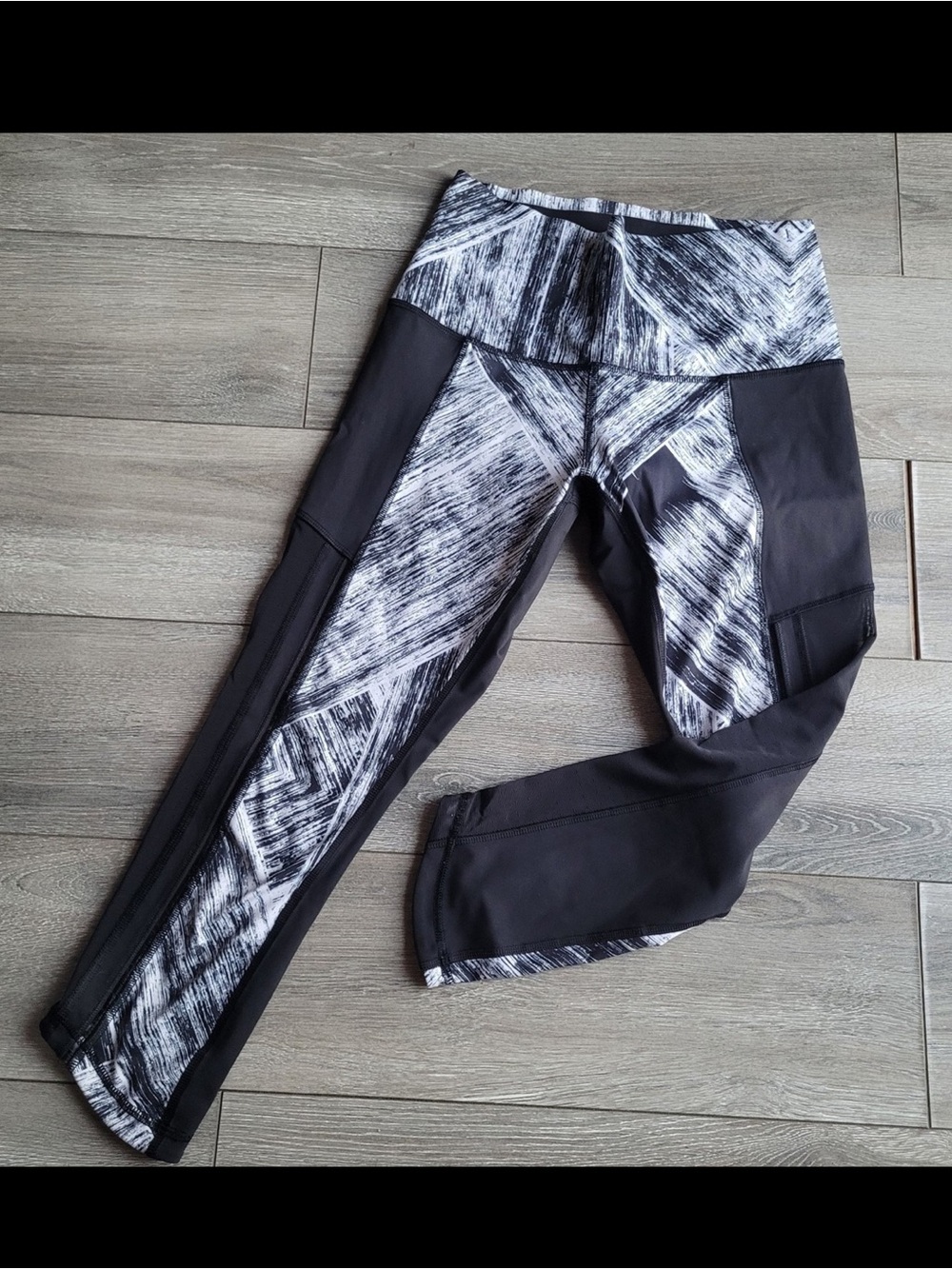 Lululemon cropped leggings